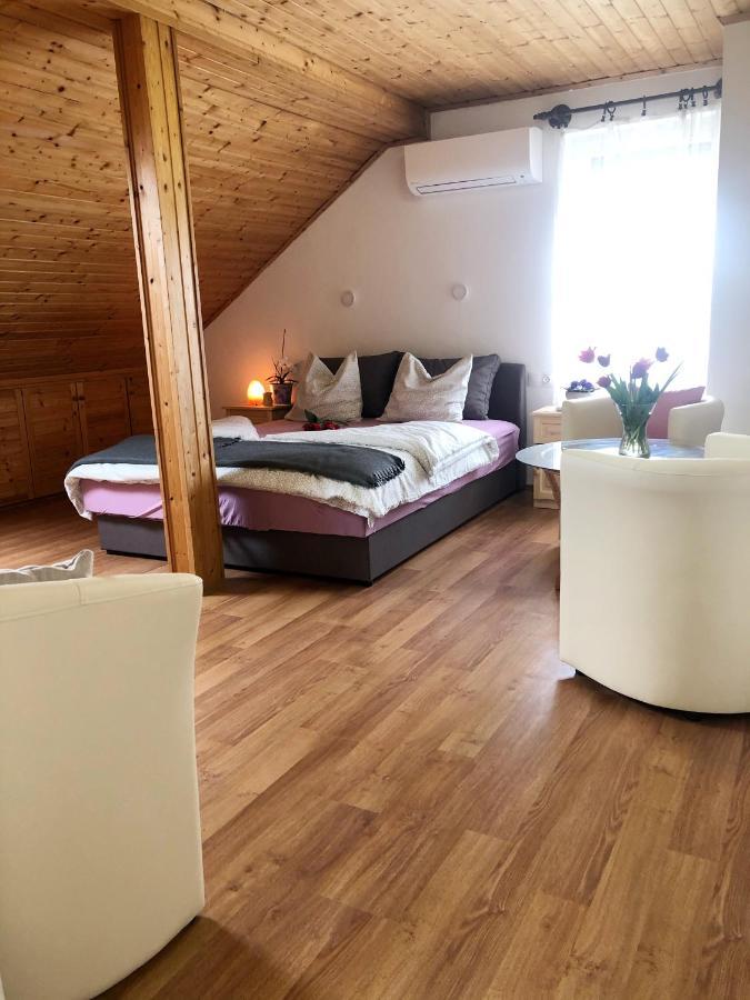 Balaton Apartman Paloznak Extérieur photo