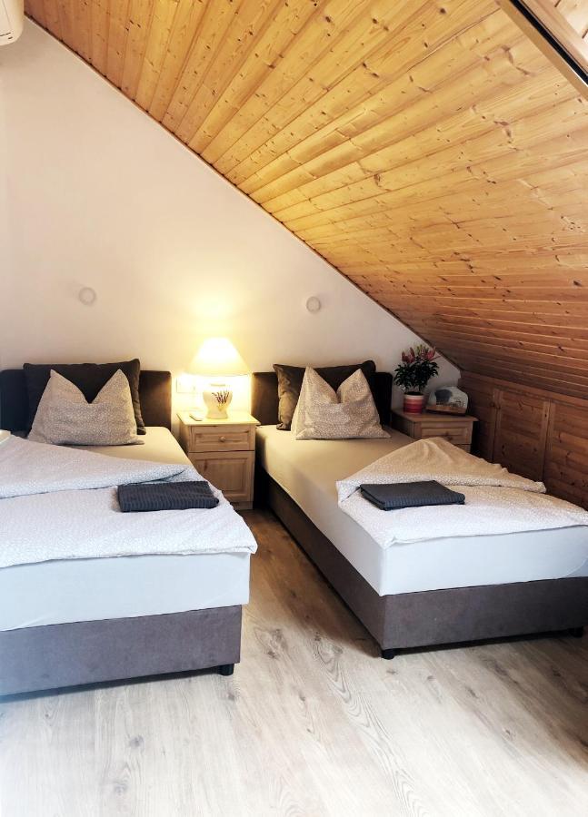 Balaton Apartman Paloznak Extérieur photo