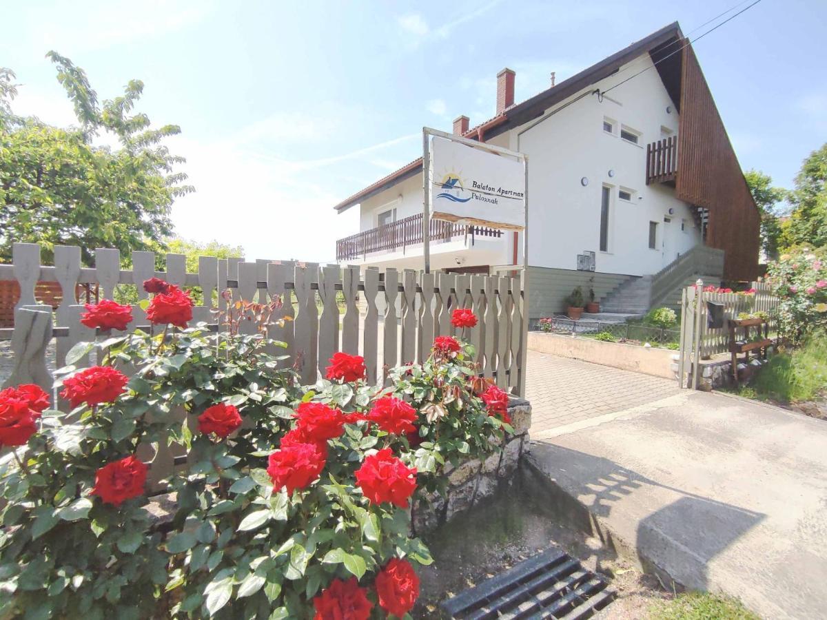 Balaton Apartman Paloznak Extérieur photo